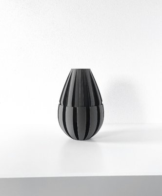 Декоративная ваза для домашнего декора - уникальная центральная часть 3Dvase07 фото